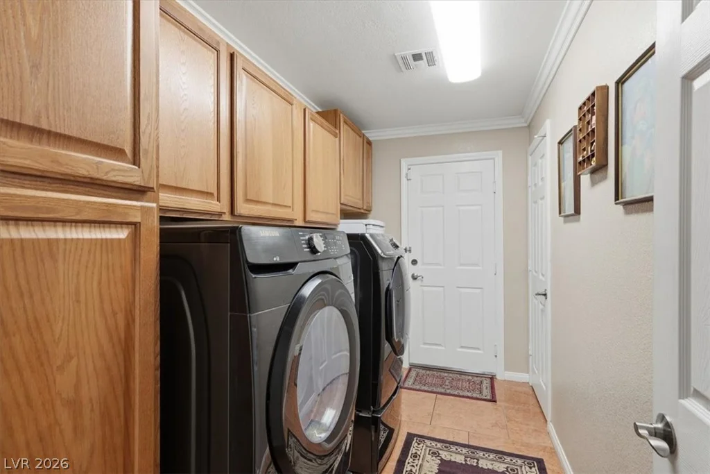 6120 Silken Saddle, North Las Vegas, NV 89031