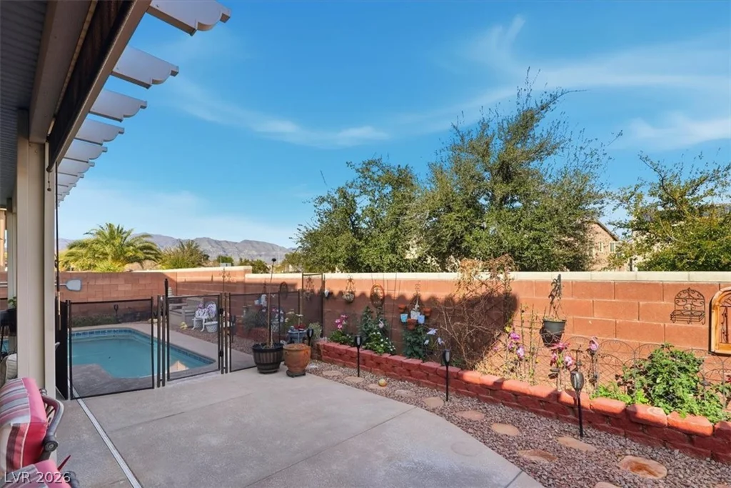 6120 Silken Saddle, North Las Vegas, NV 89031