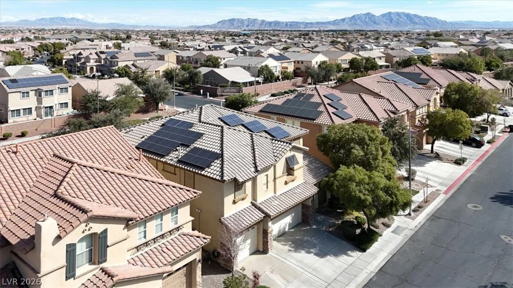 6120 Silken Saddle, North Las Vegas, NV 89031