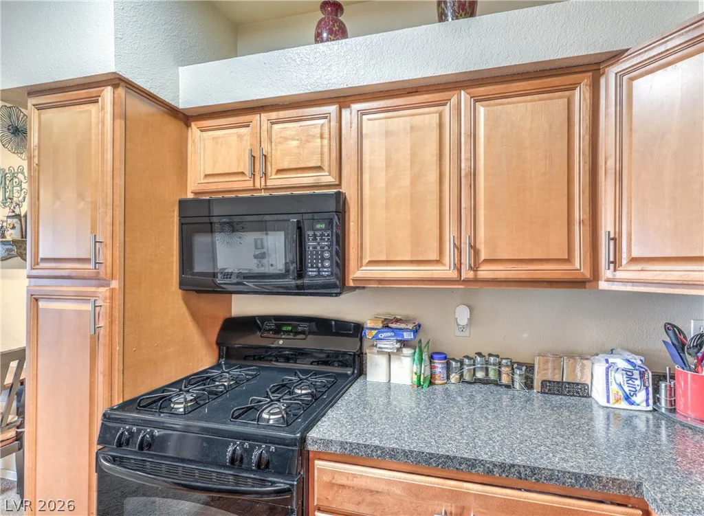 5415 Harmon, Las Vegas, NV 89103