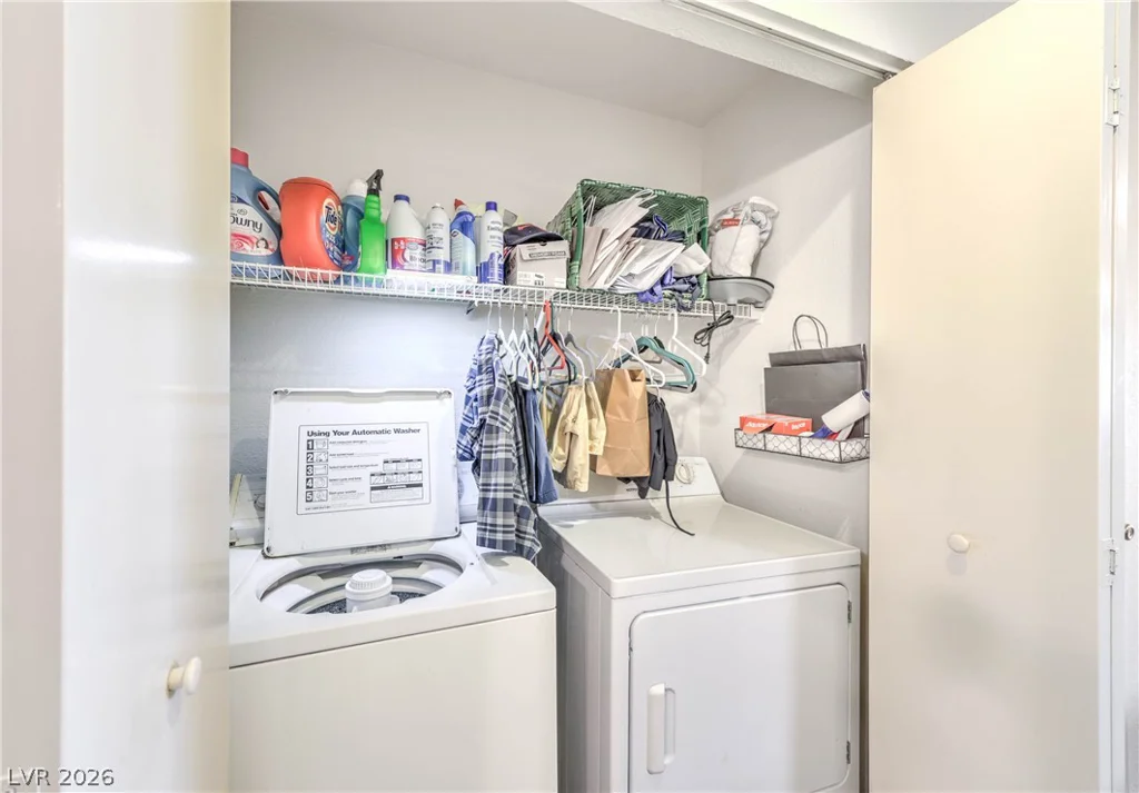5415 Harmon, Las Vegas, NV 89103