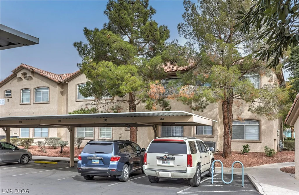 5415 Harmon, Las Vegas, NV 89103