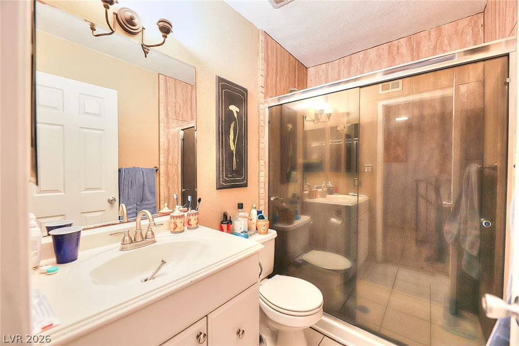 1500 Hialeah, Las Vegas, NV 89119