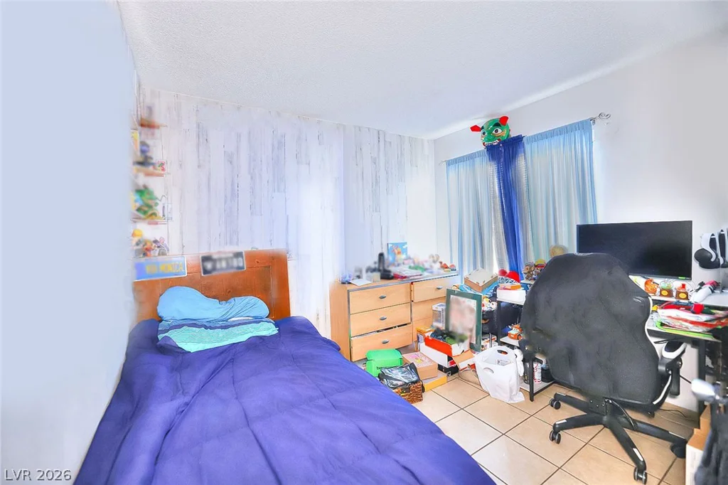 1500 Hialeah, Las Vegas, NV 89119