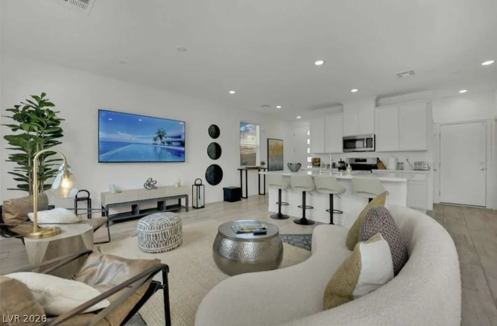 8907 Roadrunner Ravine, Las Vegas, NV 89166