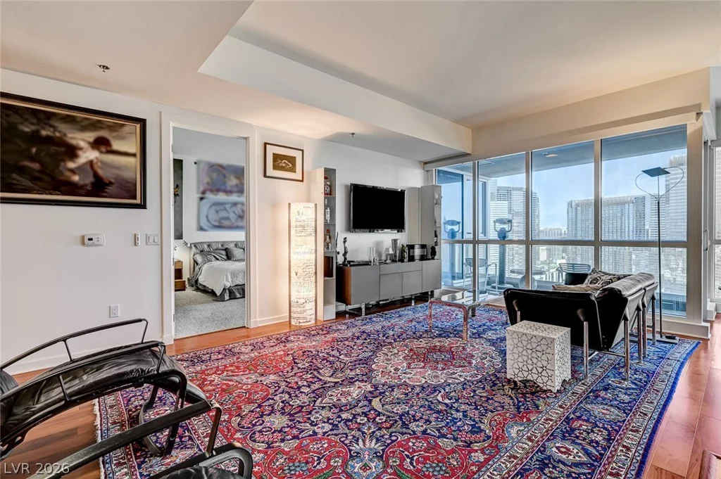 4525 Dean Martin, Las Vegas, NV 89103