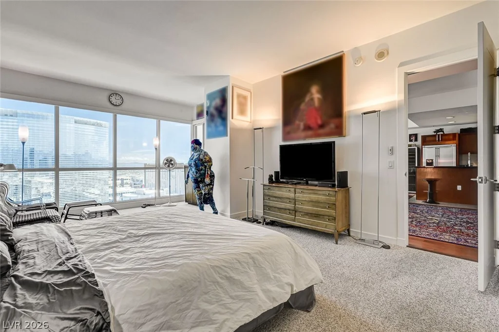 4525 Dean Martin, Las Vegas, NV 89103