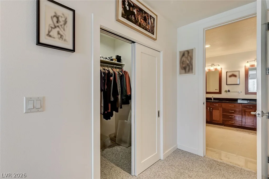 4525 Dean Martin, Las Vegas, NV 89103