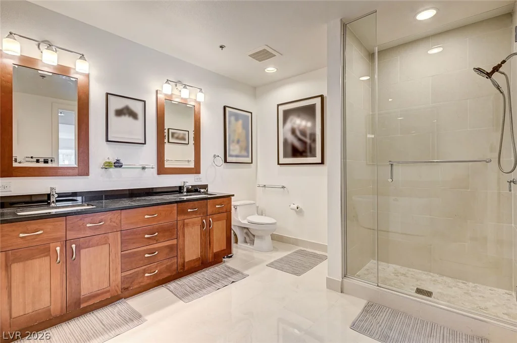 4525 Dean Martin, Las Vegas, NV 89103