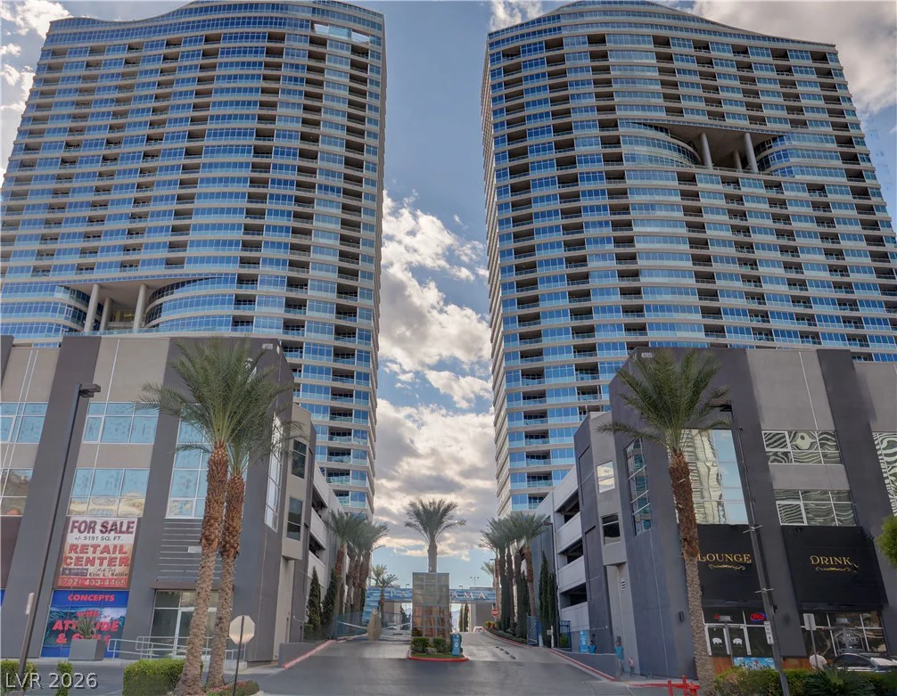 4525 Dean Martin, Las Vegas, NV 89103