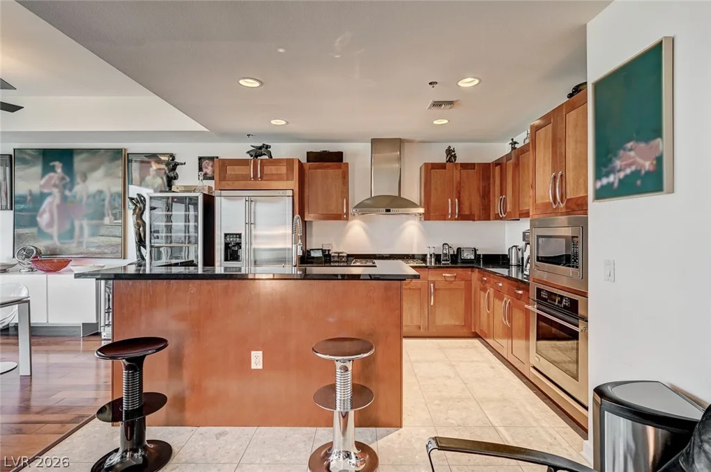 4525 Dean Martin, Las Vegas, NV 89103