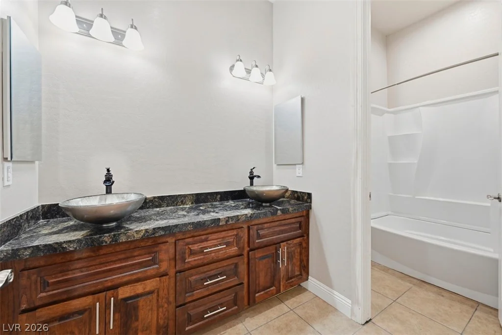 1560 Sundown, Henderson, NV 89002