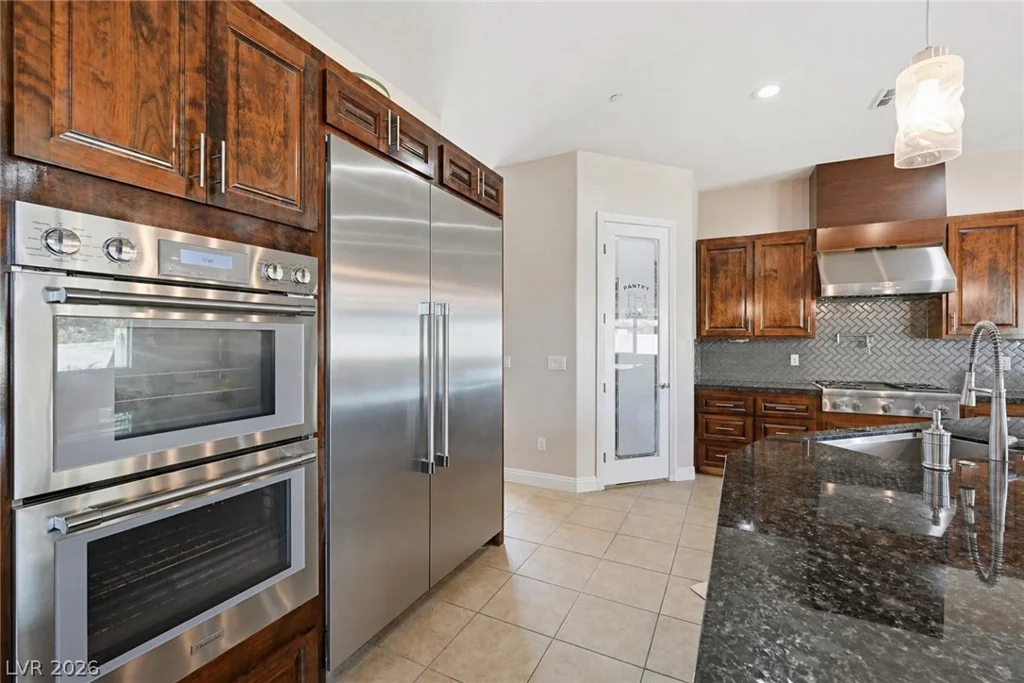 1560 Sundown, Henderson, NV 89002