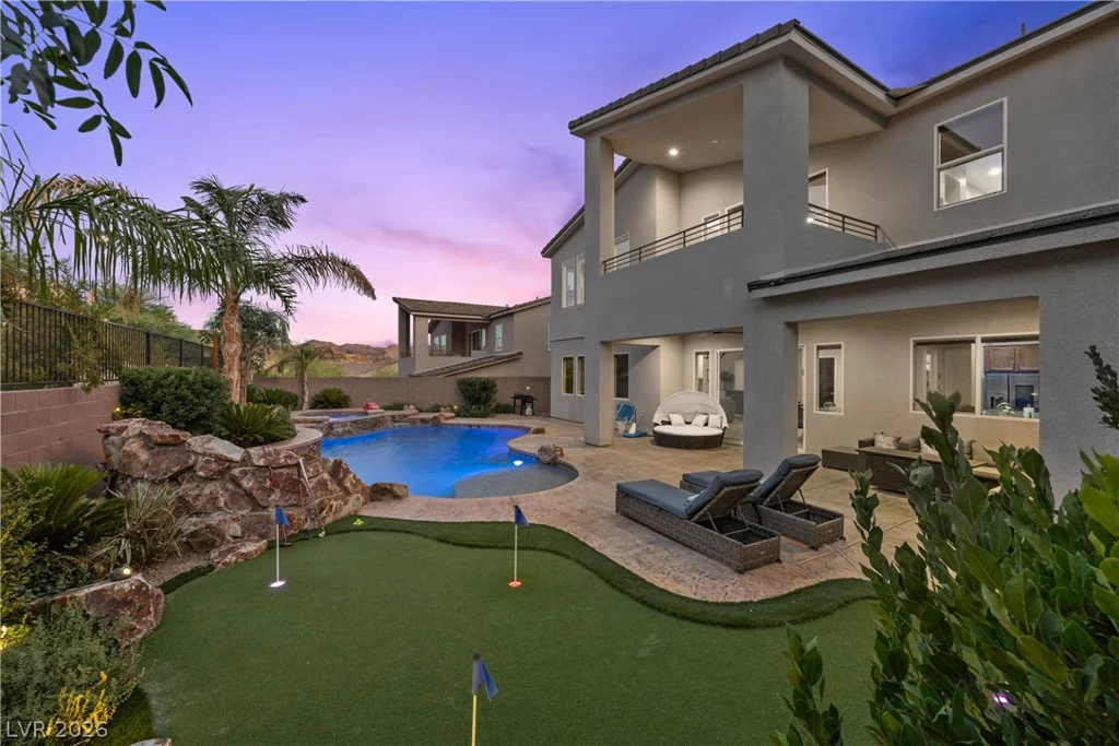 28 Vista Outlook, Henderson, NV 89011
