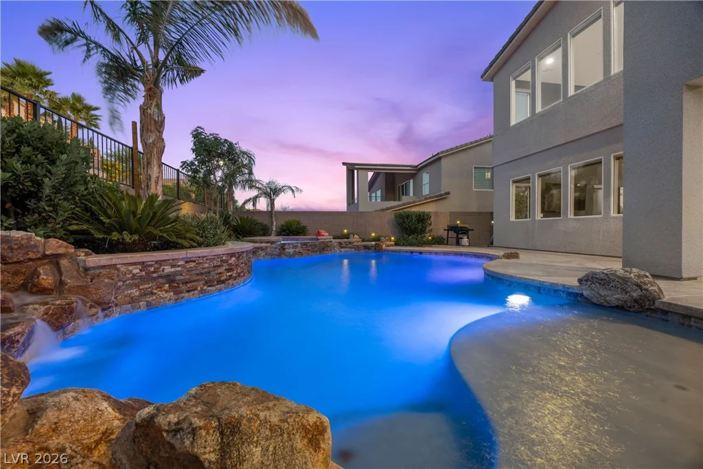 28 Vista Outlook, Henderson, NV 89011