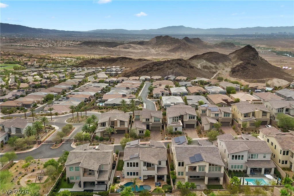 28 Vista Outlook, Henderson, NV 89011