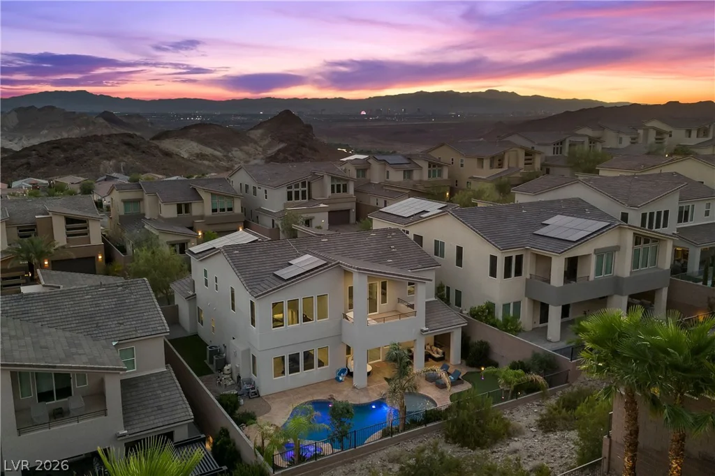28 Vista Outlook, Henderson, NV 89011