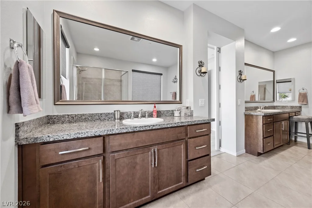28 Vista Outlook, Henderson, NV 89011