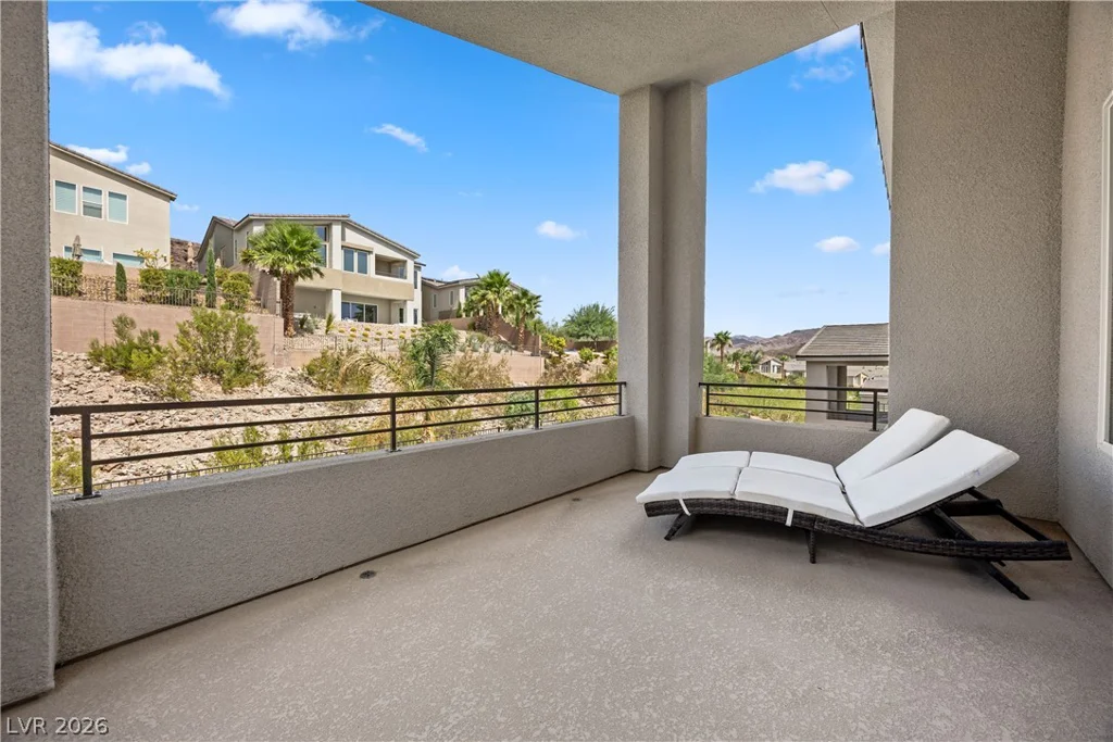 28 Vista Outlook, Henderson, NV 89011