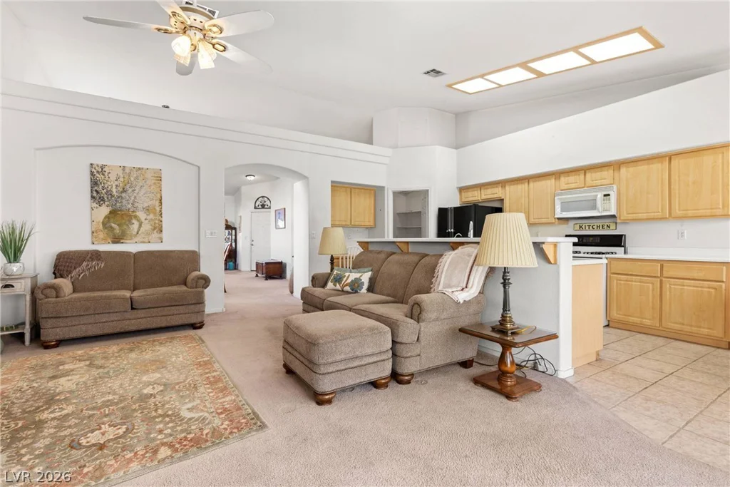 4261 Flaming Ridge, Las Vegas, NV 89147