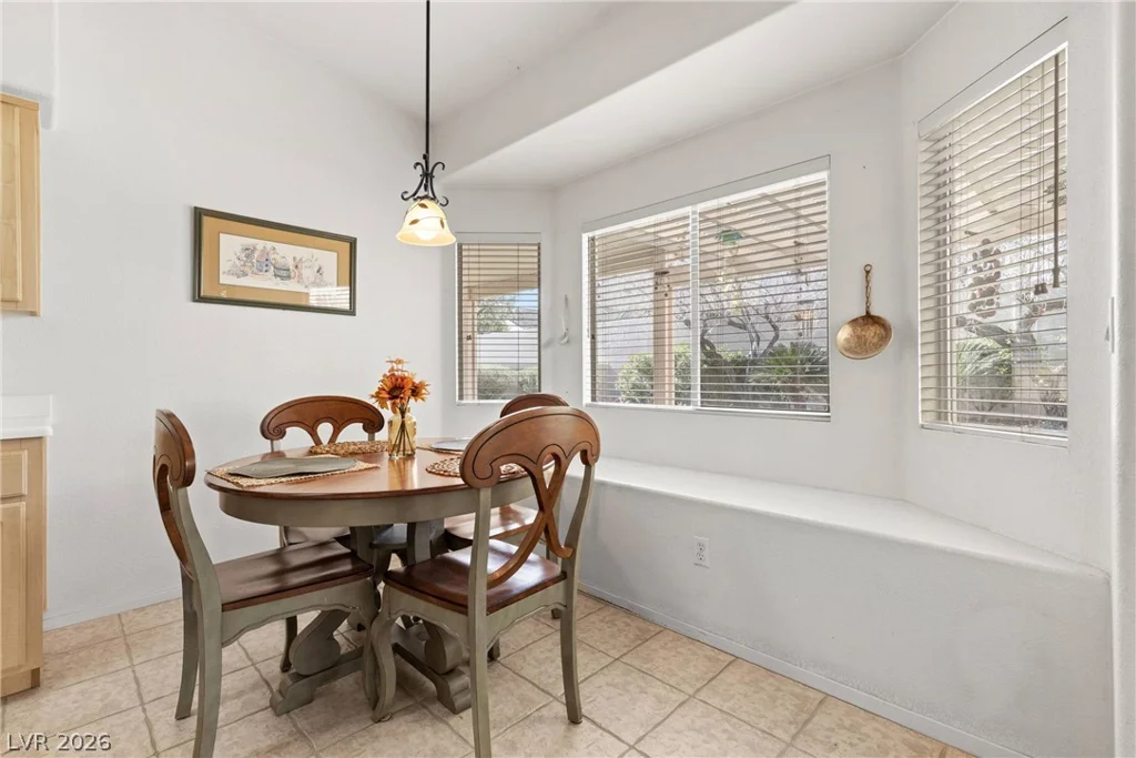 4261 Flaming Ridge, Las Vegas, NV 89147
