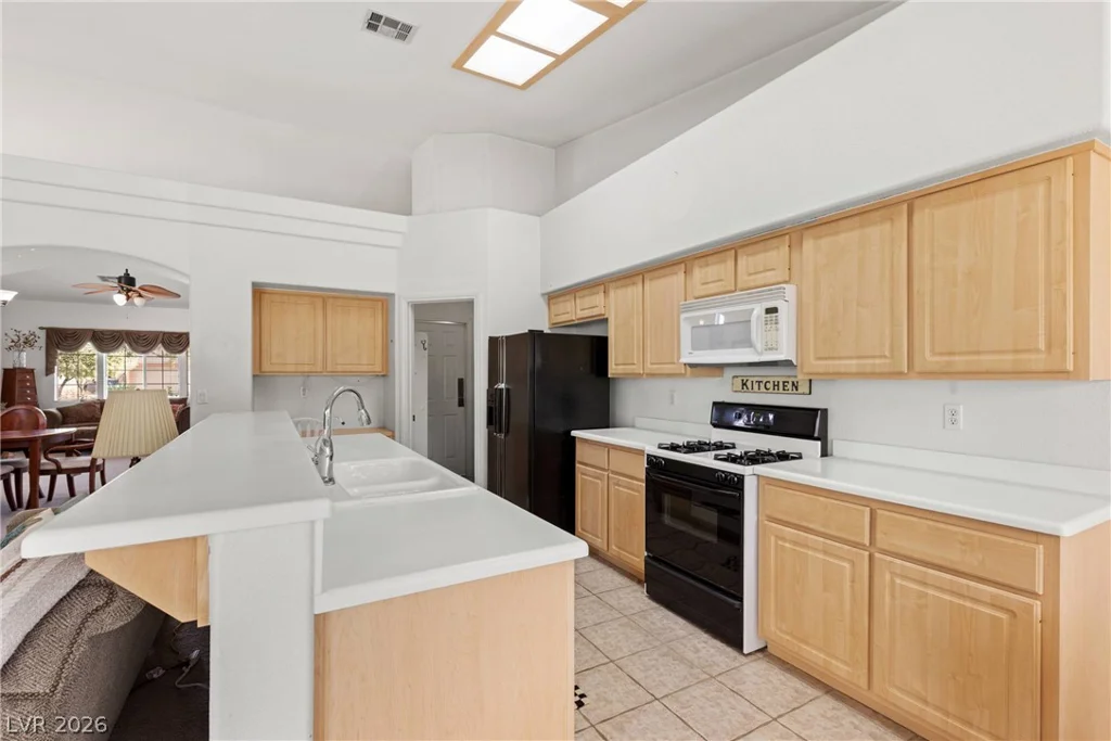 4261 Flaming Ridge, Las Vegas, NV 89147