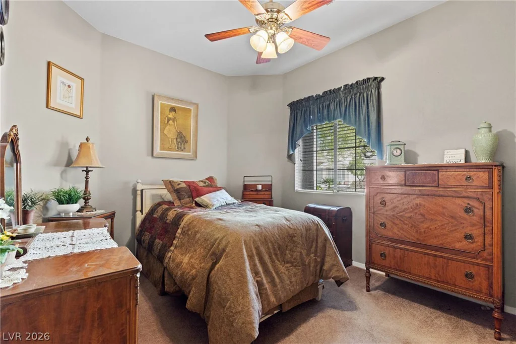 4261 Flaming Ridge, Las Vegas, NV 89147