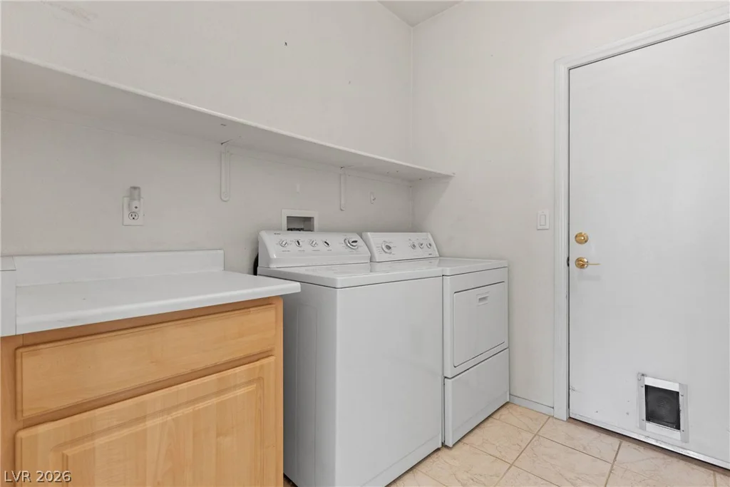 4261 Flaming Ridge, Las Vegas, NV 89147