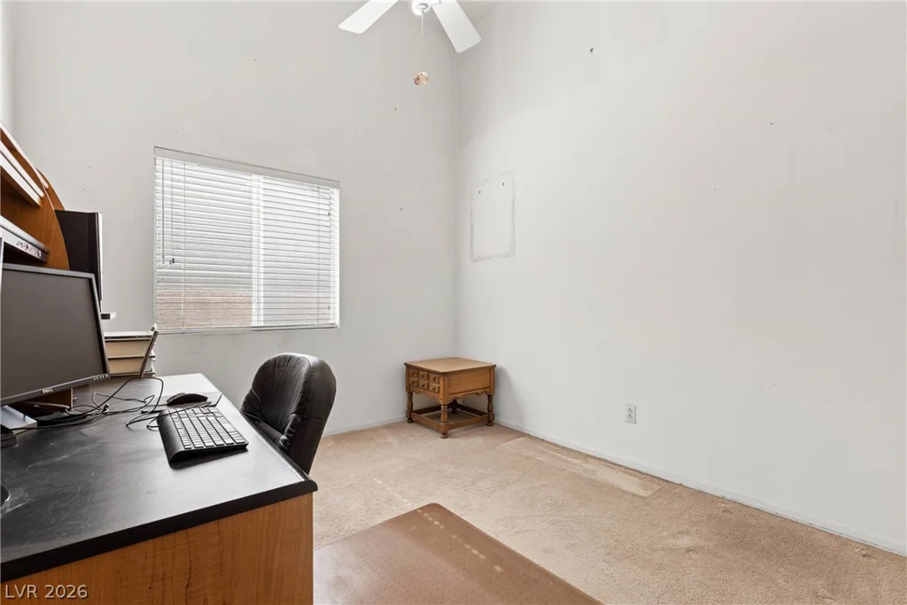 4261 Flaming Ridge, Las Vegas, NV 89147