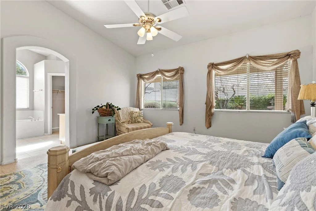 4261 Flaming Ridge, Las Vegas, NV 89147