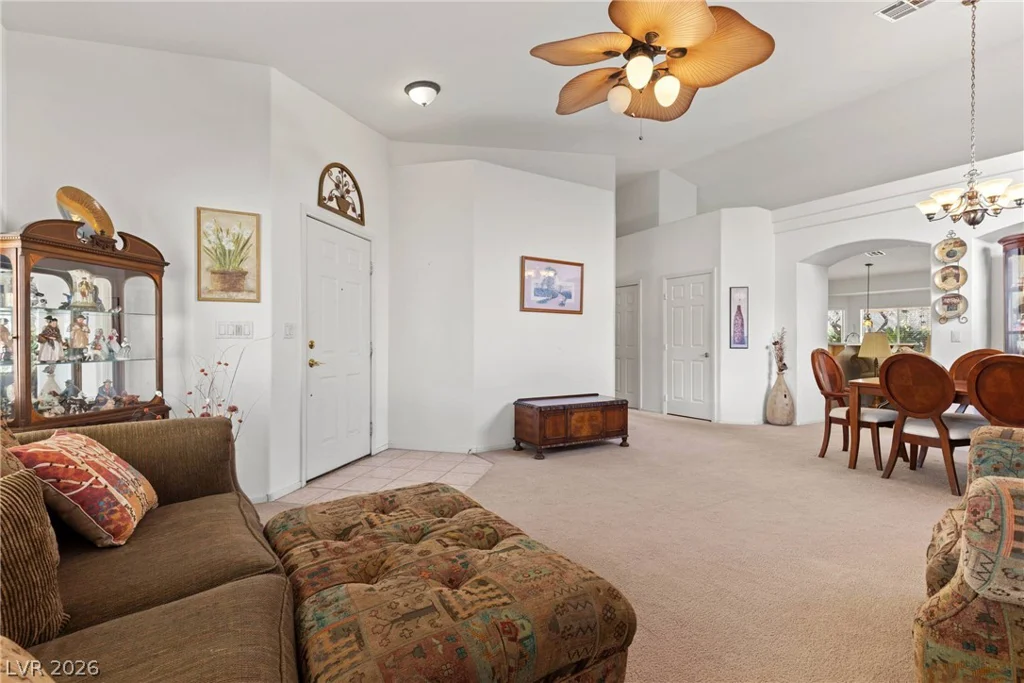 4261 Flaming Ridge, Las Vegas, NV 89147