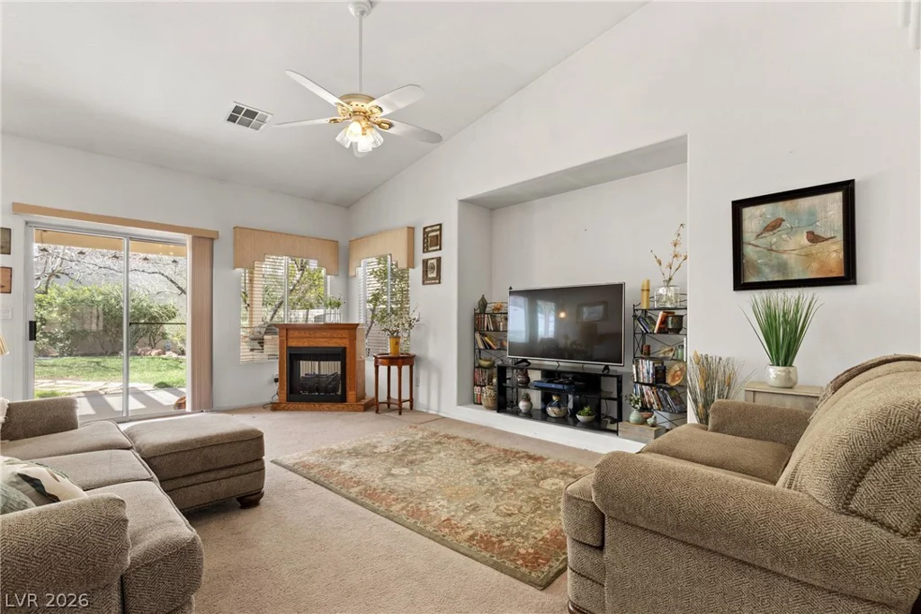 4261 Flaming Ridge, Las Vegas, NV 89147