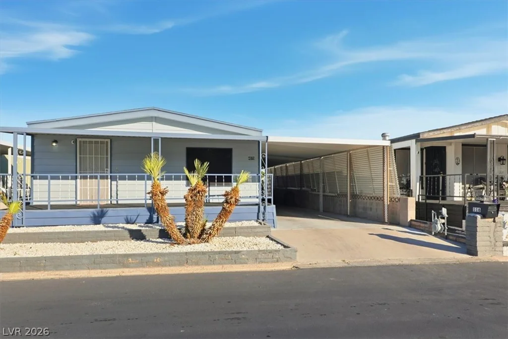 4570 Royal Ridge, Las Vegas, NV 89103
