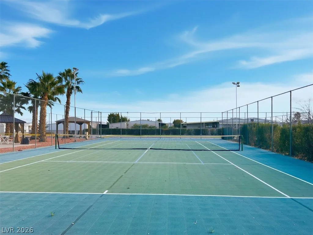4570 Royal Ridge, Las Vegas, NV 89103