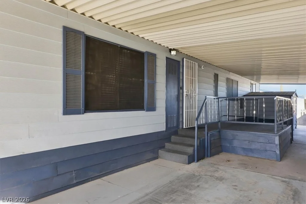 4570 Royal Ridge, Las Vegas, NV 89103