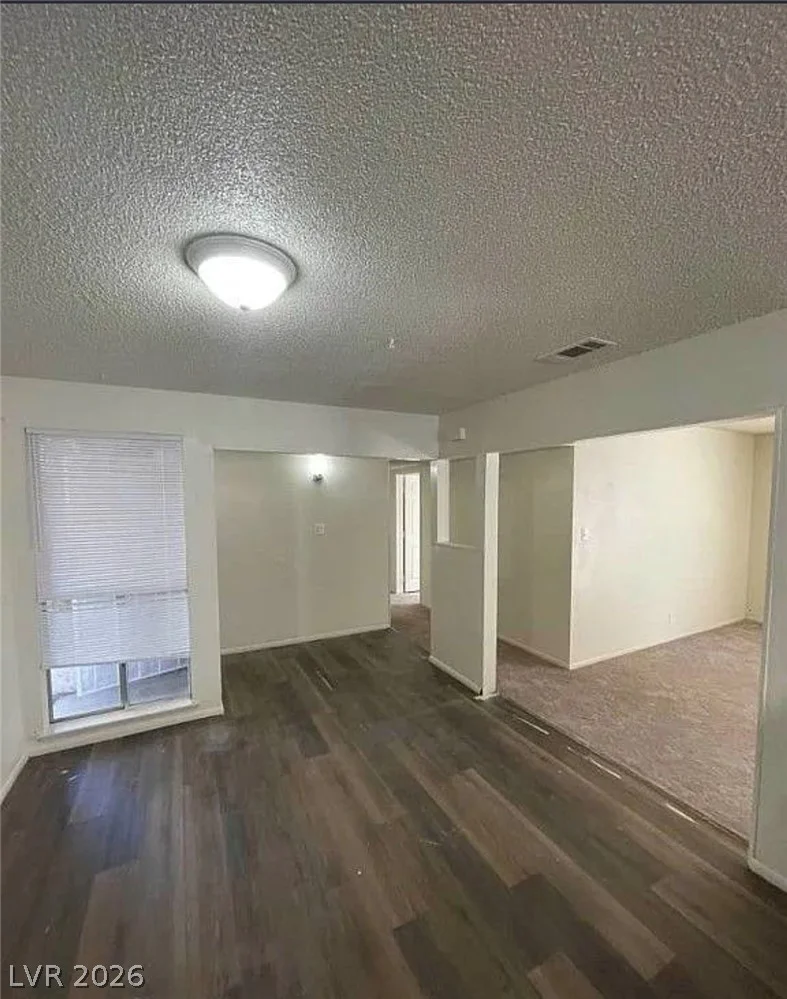 3955 Ventura, Las Vegas, NV 89121