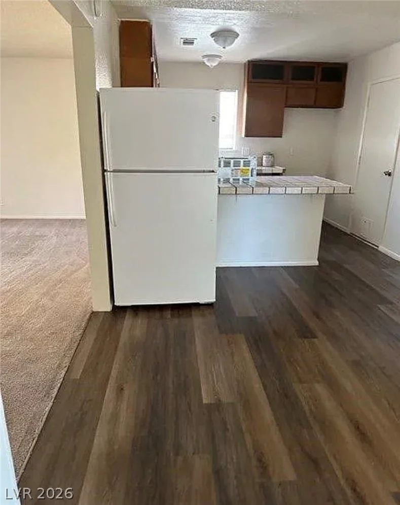 3955 Ventura, Las Vegas, NV 89121