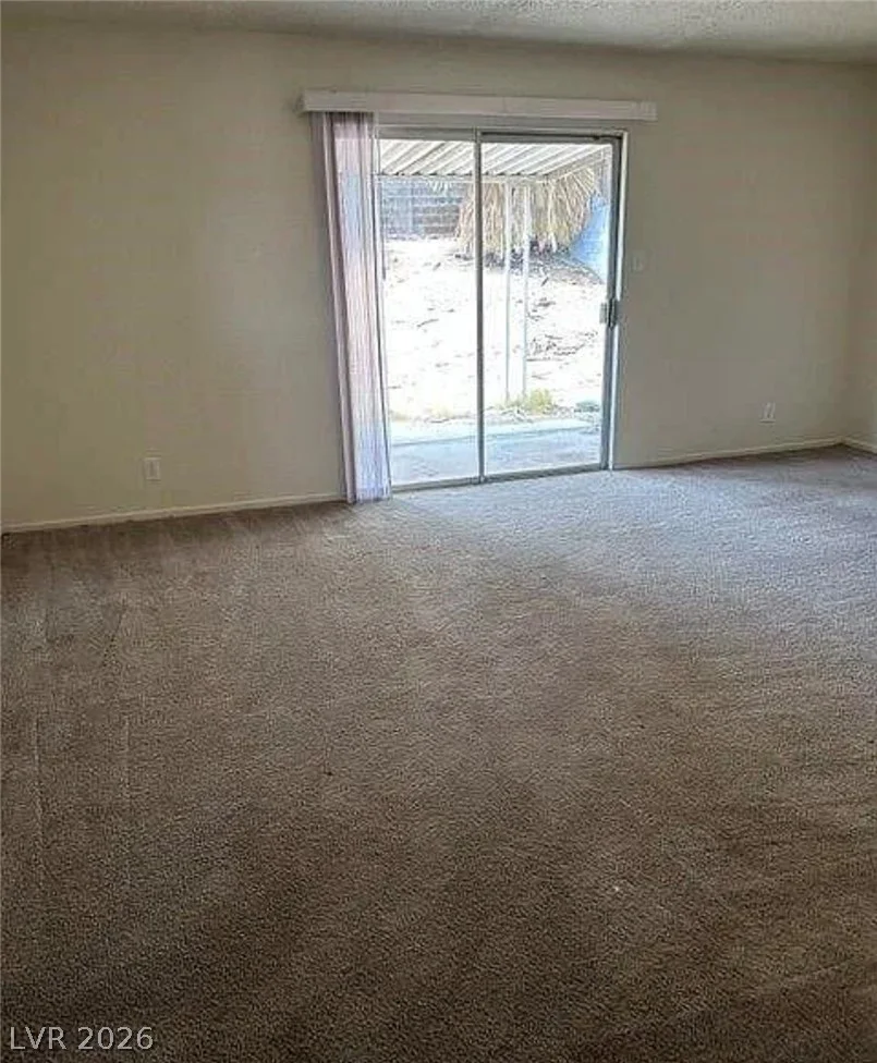 3955 Ventura, Las Vegas, NV 89121
