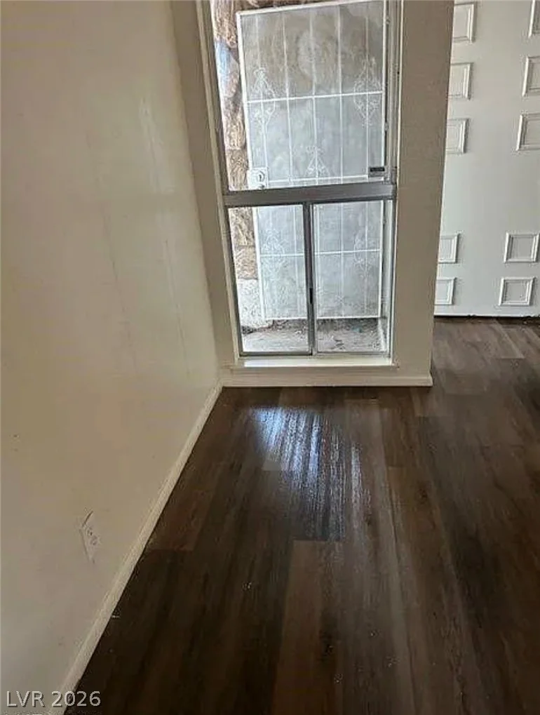 3955 Ventura, Las Vegas, NV 89121