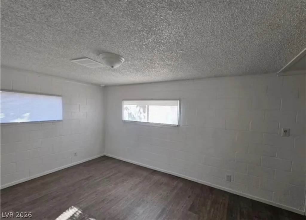 301 Lance, North Las Vegas, NV 89030
