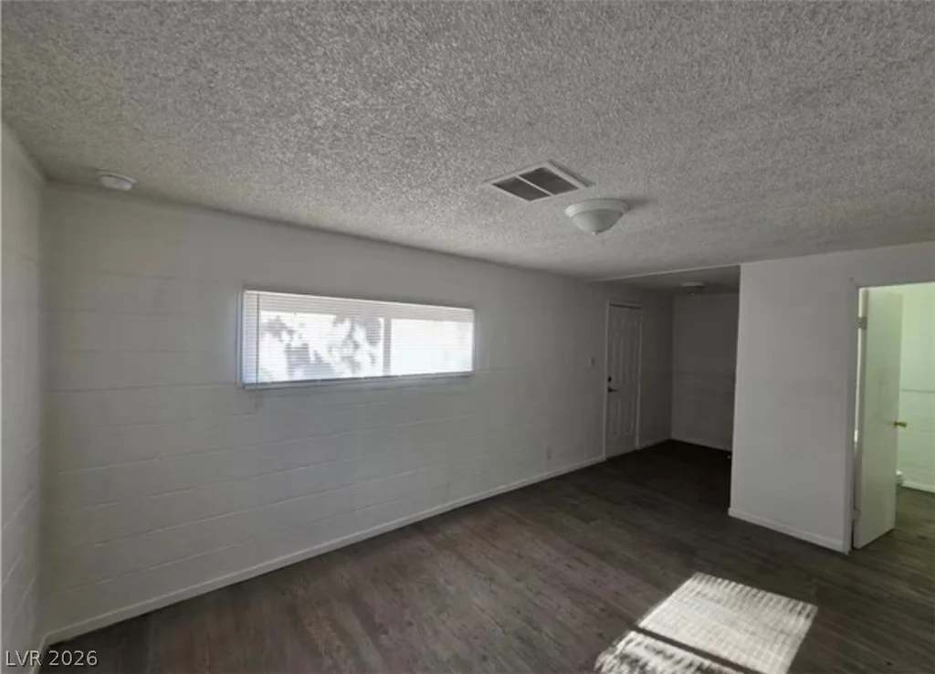 301 Lance, North Las Vegas, NV 89030