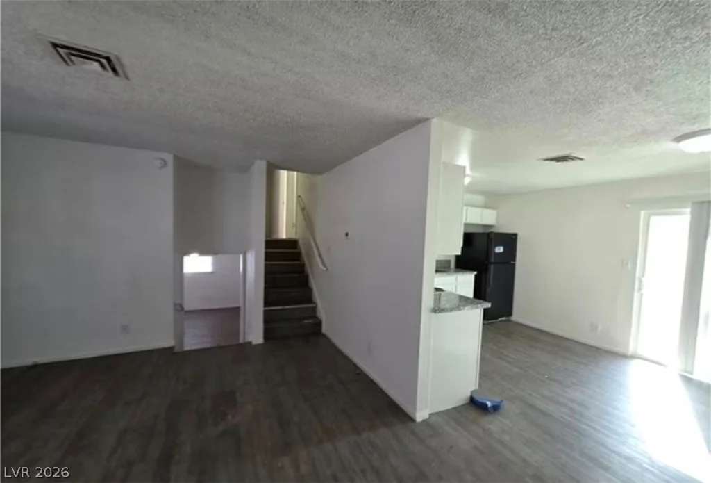 301 Lance, North Las Vegas, NV 89030