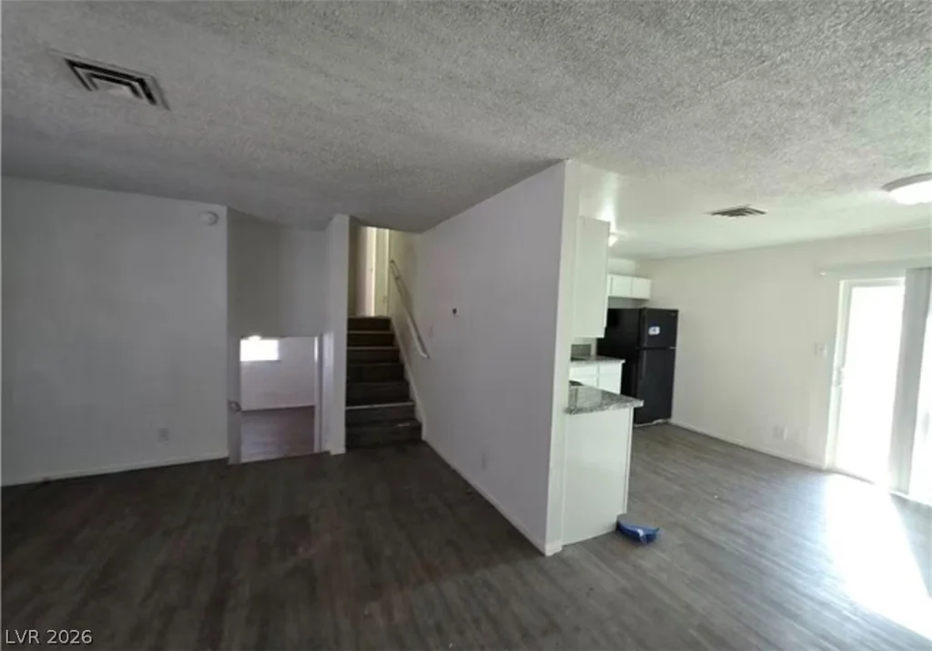 301 Lance, North Las Vegas, NV 89030