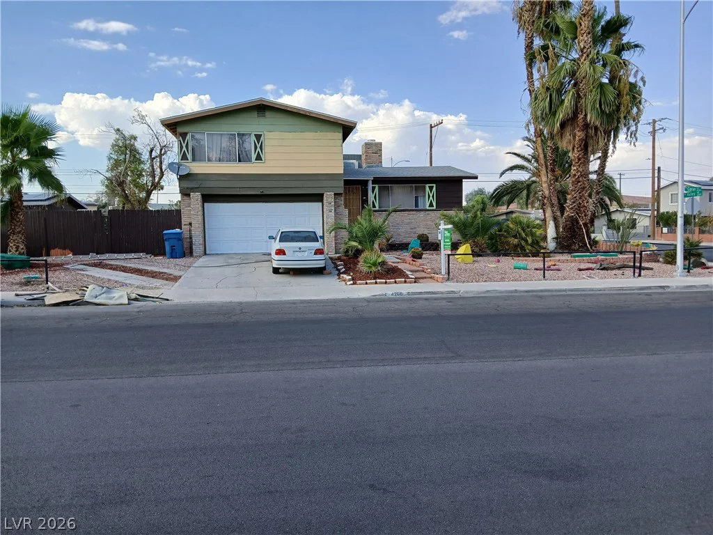 4200 Coran, Las Vegas, NV 89108