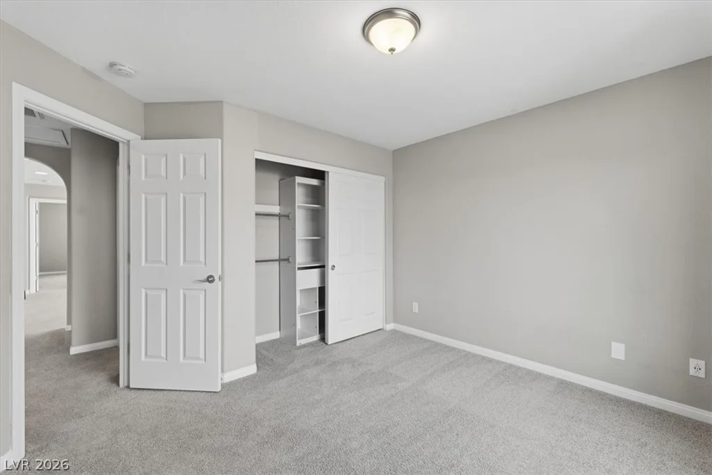 10081 Tenerife, Las Vegas, NV 89178