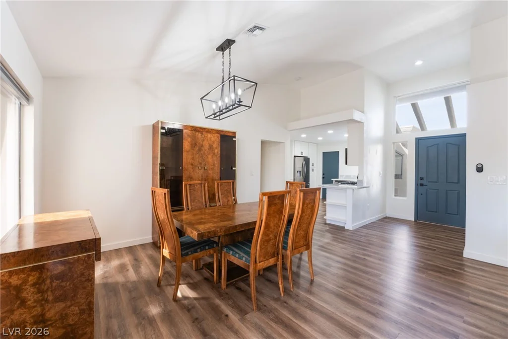 9657 Blue Bell, Las Vegas, NV 89134