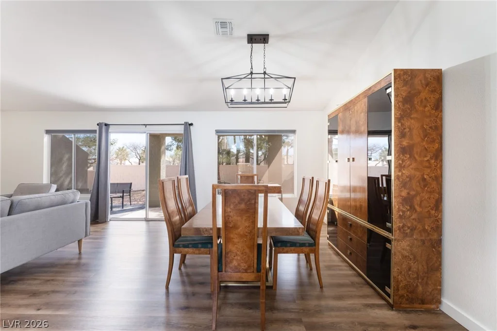 9657 Blue Bell, Las Vegas, NV 89134