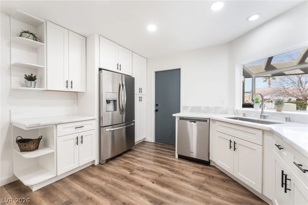 9657 Blue Bell, Las Vegas, NV 89134
