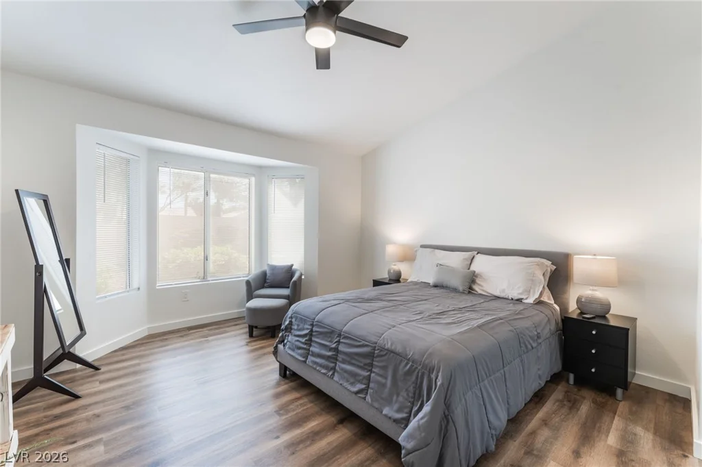 9657 Blue Bell, Las Vegas, NV 89134