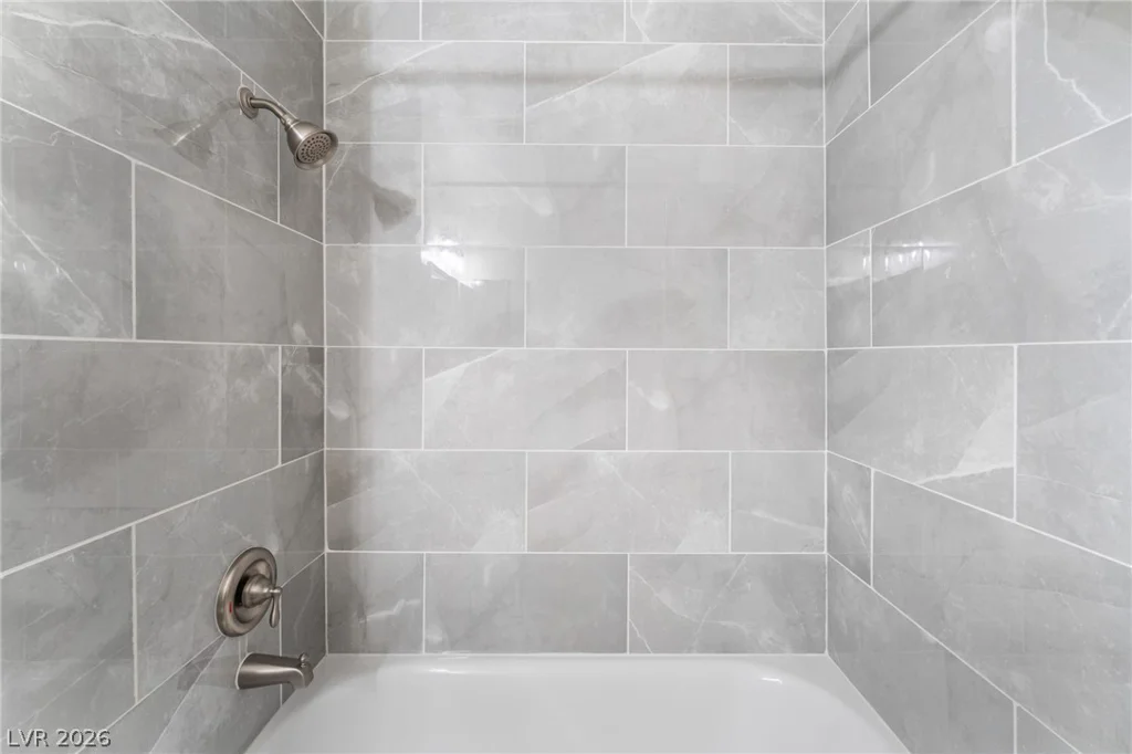 9657 Blue Bell, Las Vegas, NV 89134